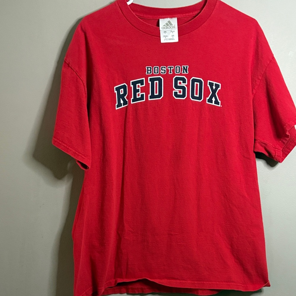 Vintage Adidas Red Boston Red Sox Short Sleeve Tee Large